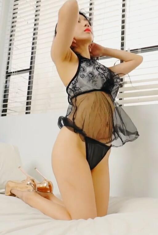 526 Queens 极品美女写真 -[沈,琪,琪,] 火,辣,性,感,搖,晃,翹,臀,，,「,沈,琪,琪,77」,給,你,無,限,魅,惑,！,
