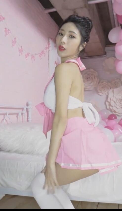 73 Queens 极品美女写真