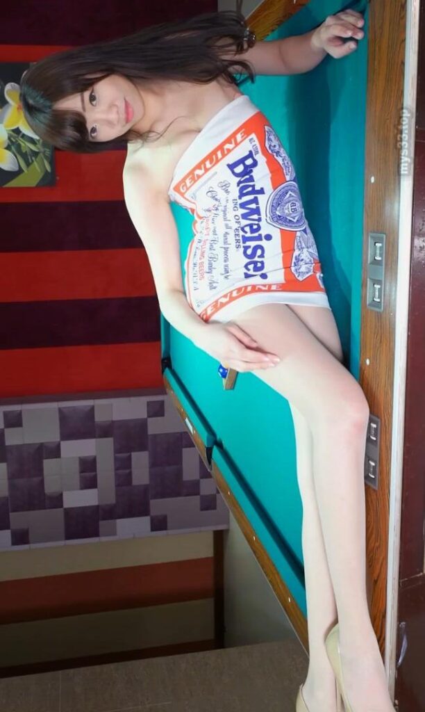 752 Celia 极品美腿写真
