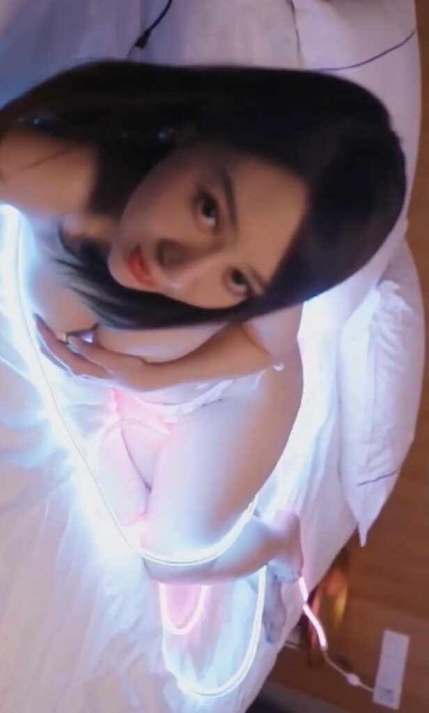 YouMi 尤蜜373 红装素裹 张恬恬