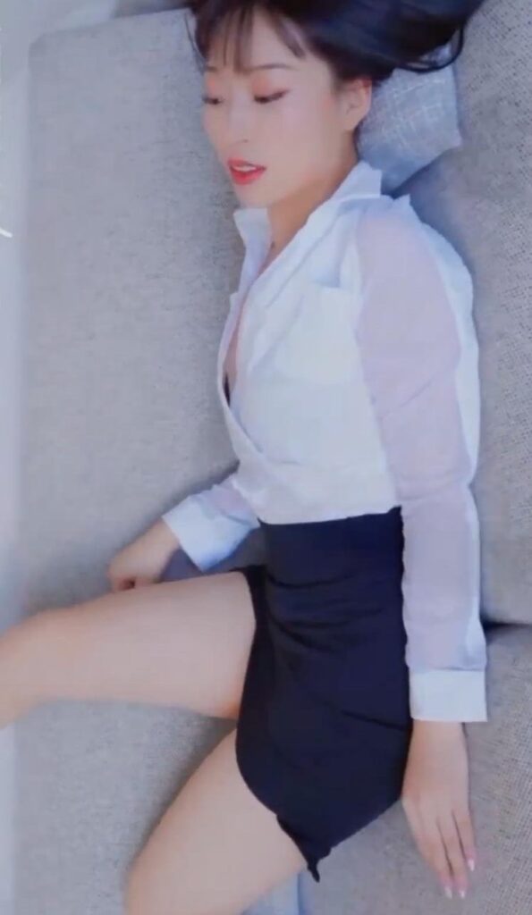 YouMi 尤蜜517 娇嫩丰盈 莫奈