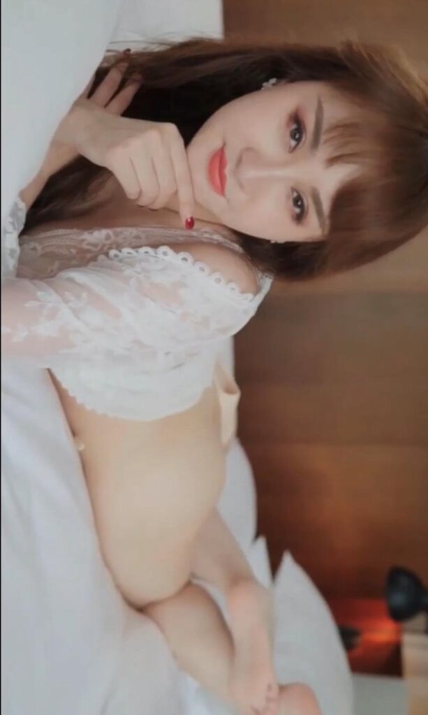 YouMi 尤蜜675 情欲の旋涡 莉亚