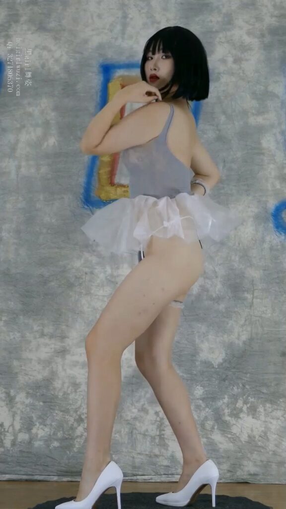 黑girl舞姿映秀 784雨蝶15期5