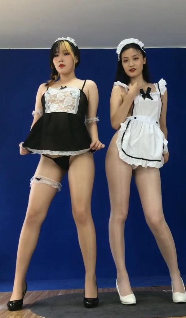黑girl舞姿映秀 85双人2期竖 (6)