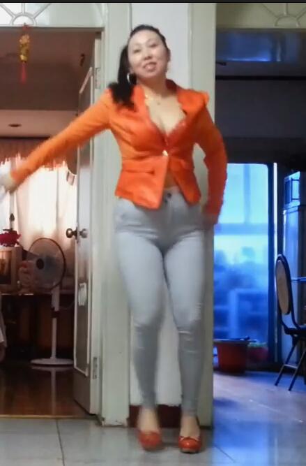 146南昌玲玲 40来岁的阿姨喜欢跳广场舞 丰满身材 熟女熟妇大妈类型 第15部