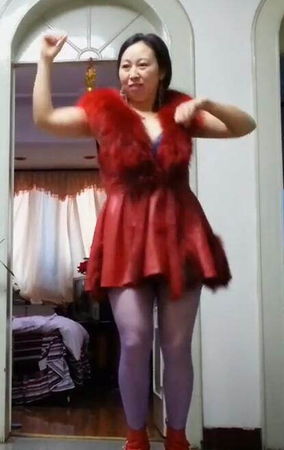 148南昌玲玲 40来岁的阿姨喜欢跳广场舞 丰满身材 熟女熟妇大妈类型 第17部