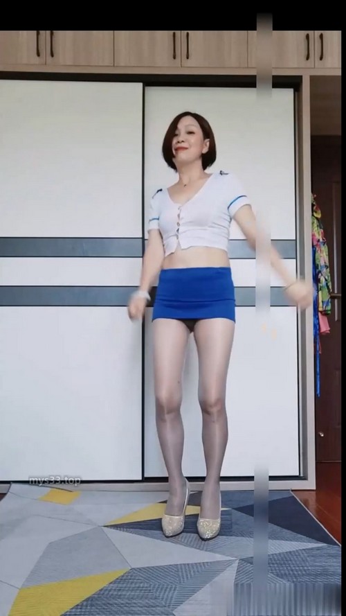 1496熟女陈静魅惑广场舞 50岁的阿姨 熟女熟妇的魅力  大妈大姐老女人类型第85部