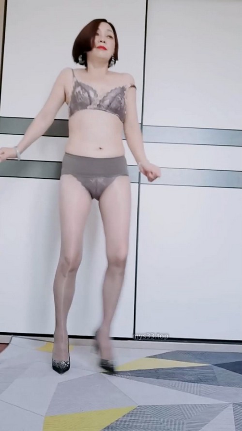 1568熟女陈静魅惑广场舞 50岁的阿姨 熟女熟妇的魅力  大妈大姐老女人类型第159部