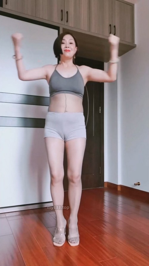 1576熟女陈静魅惑广场舞 50岁的阿姨 熟女熟妇的魅力  大妈大姐老女人类型第167部