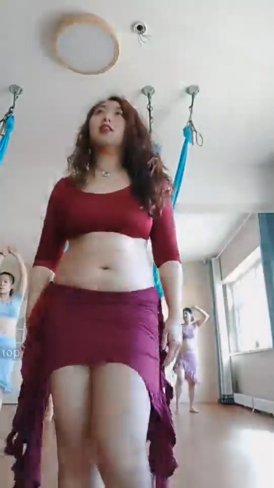 1605柏欣彤 肚皮舞老师 40岁的熟女熟妇大姐 肥熟类型 丰满身材大屁股 第13部