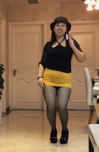160南昌玲玲 40来岁的阿姨喜欢跳广场舞 丰满身材 熟女熟妇大妈类型 第29部