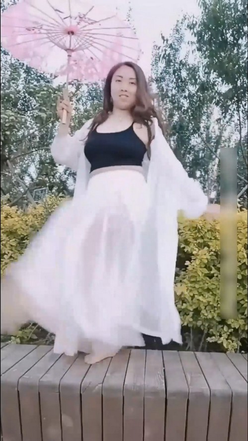 1685柏欣彤 肚皮舞老师 40岁的熟女熟妇大姐 肥熟类型 丰满身材大屁股 第93部