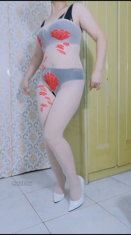 1816波波姐 40岁的阿姨大妈  大屁股巨臀熟女熟妇，肥熟大姐丝袜诱惑 167