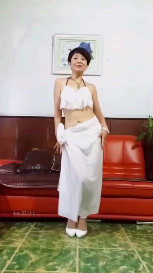 1960熟女陈静魅惑广场舞 50岁的阿姨 熟女熟妇的魅力  大妈大姐老女人类型 第12部