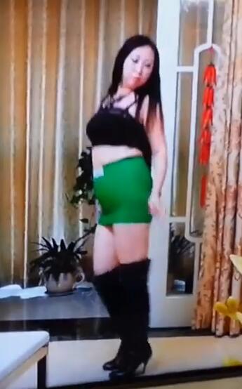 224南昌玲玲 40来岁的阿姨喜欢跳广场舞 丰满身材 熟女熟妇大妈类型 第93部