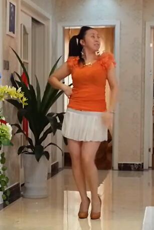 225南昌玲玲 40来岁的阿姨喜欢跳广场舞 丰满身材 熟女熟妇大妈类型 第94部