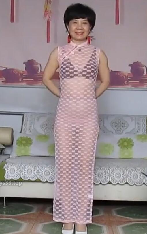2452星云  退休老阿姨 50多岁了，给网友们跳舞  熟女熟妇老女人类型 第19部