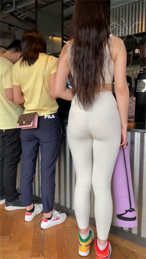 245翘臀紧身衣性感美女p2