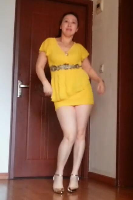 256南昌玲玲 40来岁的阿姨喜欢跳广场舞 丰满身材 熟女熟妇大妈类型 第125部