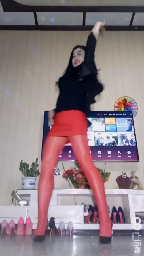 339好身材大长腿的美少妇  金芙蓉  30多岁了 熟女类型 第16部