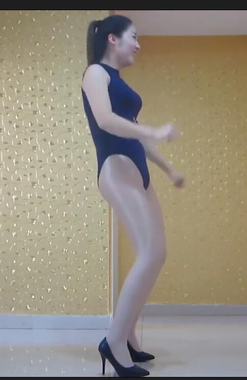 392金金 少妇熟女广场舞  身材一级棒  30多岁了还这么好 第43部