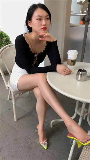 69包臀短裙少妇p