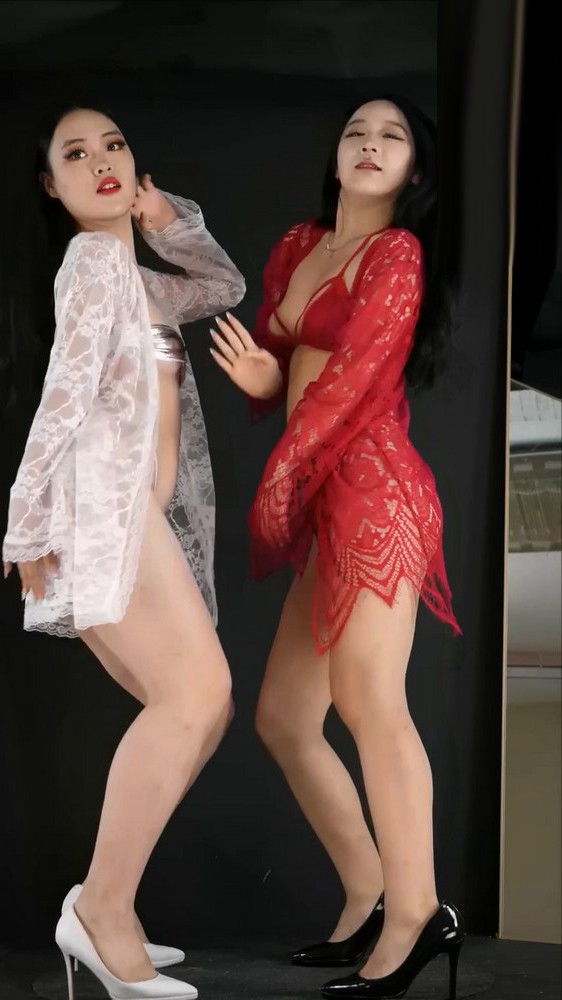 黑girl舞姿映秀 3360双人25期竖版 第3部