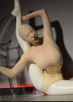 223瑜伽柔术西洋美女