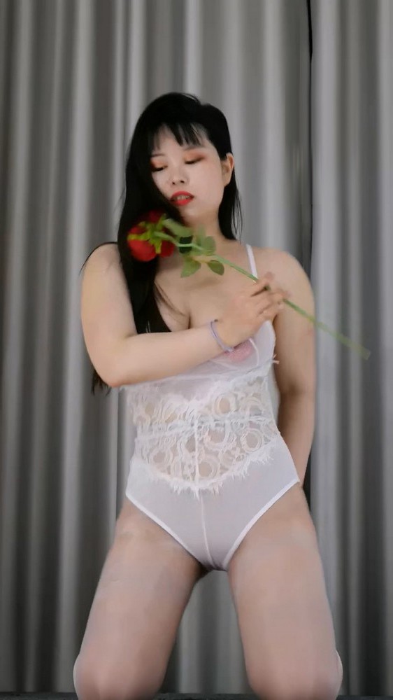 黑girl舞姿映秀 3922小婉15期竖版 第7部