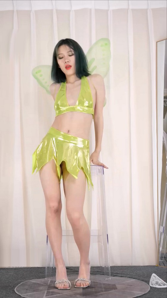 黑girl舞姿映秀 4555童童8期竖版 第2部