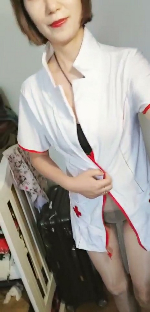 熟女少妇私定2893 快手 单身老阿姨(2)