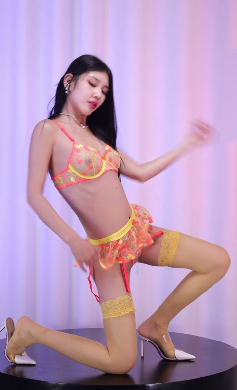 红玫瑰第230部 KK1期(13)